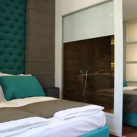 Boutique 3*